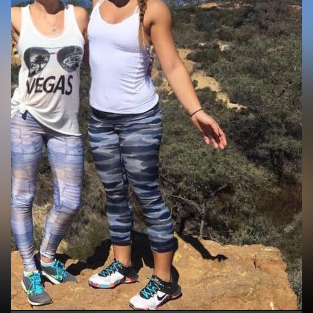Lulu lemon align blue camo leggings crop 3/4 - Picture 2 of 2